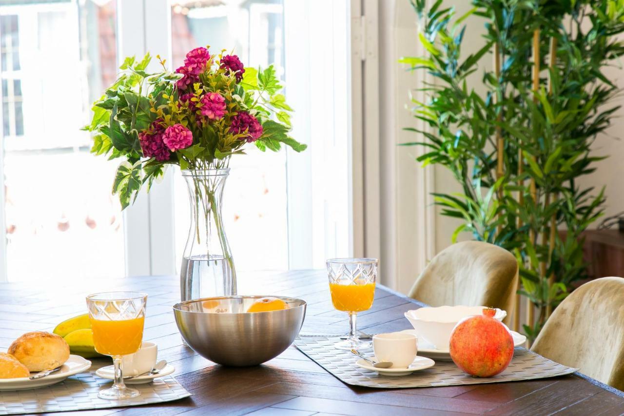 2 Beautiful Suites Upscale Flat Embracing Tejo! Лиссабон Экстерьер фото