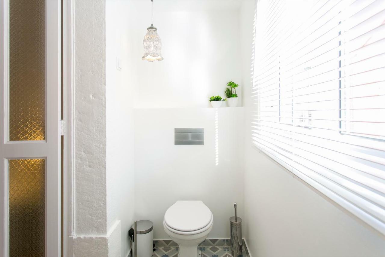 2 Beautiful Suites Upscale Flat Embracing Tejo! Лиссабон Экстерьер фото